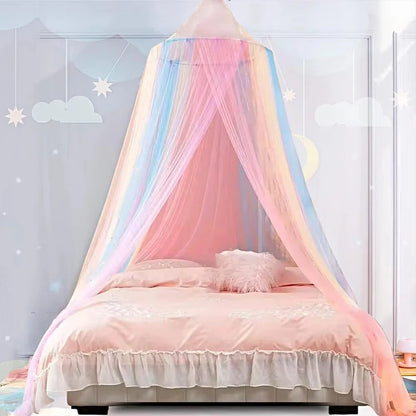 ciel de lit arc-en-ciel chambre decoree