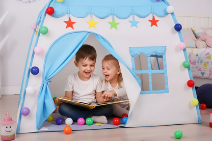 Deux enfants dans la tente